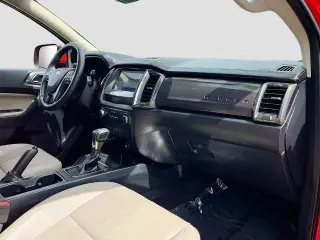 Ford Ranger 2022 4x2 Lariat 4 puertas SuperCrew con caja de 5.1 pies