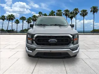 Ford F-150 2023 4x4 XLT 4 puertas SuperCrew 6.5 pies. SB