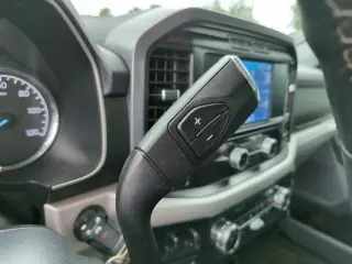 Ford F-150 2023 4x4 XLT 4 puertas SuperCrew 6.5 pies. SB