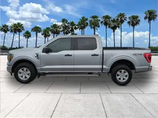 Ford F-150 2023 4x4 XLT 4 puertas SuperCrew 6.5 pies. SB
