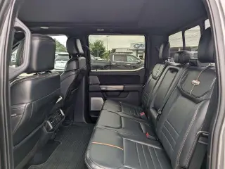 Ford F-150 2021 4x4 Platinum 4 puertas SuperCrew 5.5 pies. SB