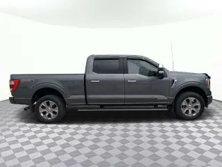 Ford F-150 2021 4x4 Platinum 4 puertas SuperCrew 5.5 pies. SB
