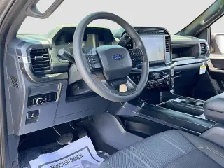 Ford F-150 2024 4x4 STX 4p SuperCrew 5.5 ft. SB