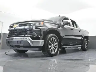 Chevrolet Silverado 1500 2025 4x2 LT 4dr Cabina Crew 5.8 ft. Caja corta