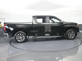 Chevrolet Silverado 1500 2025 4x2 LT 4dr Cabina Crew 5.8 ft. Caja corta