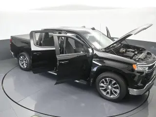 Chevrolet Silverado 1500 2025 4x2 LT 4dr Cabina Crew 5.8 ft. Caja corta