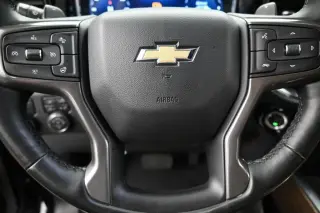 Chevrolet Silverado 1500 2024 4x2 High Country 4 puertas Cabina Crew 5.8 pies. SB