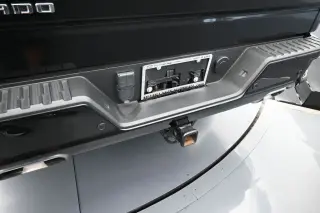 Chevrolet Silverado 1500 2024 4x2 High Country 4 puertas Cabina Crew 5.8 pies. SB