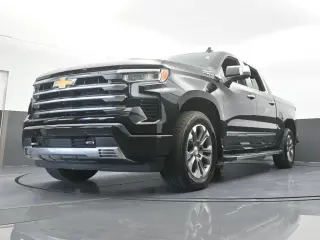 Chevrolet Silverado 1500 2024 4x2 High Country 4 puertas Cabina Crew 5.8 pies. SB