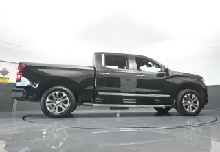 Chevrolet Silverado 1500 2024 4x2 High Country 4 puertas Cabina Crew 5.8 pies. SB