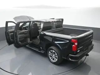 Chevrolet Silverado 1500 2024 4x2 High Country 4 puertas Cabina Crew 5.8 pies. SB