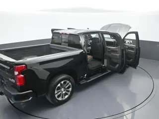 Chevrolet Silverado 1500 2024 4x2 High Country 4 puertas Cabina Crew 5.8 pies. SB