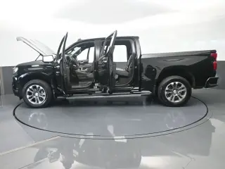 Chevrolet Silverado 1500 2024 4x2 High Country 4 puertas Cabina Crew 5.8 pies. SB