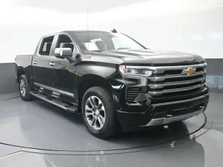 Chevrolet Silverado 1500 2024 4x2 High Country 4 puertas Cabina Crew 5.8 pies. SB