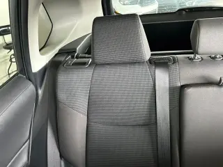 Toyota RAV4 2025 LE 4p SUV