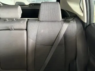 Toyota RAV4 2025 LE 4p SUV