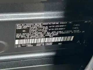 Toyota RAV4 2025 LE 4p SUV