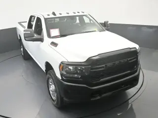 Ram 3500 2024 4x4 Tradesman 4p. Cabina de Tripulación 6.3 ft. SB SRW Camioneta