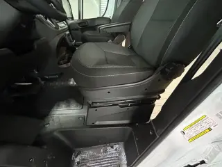 Ram ProMaster 2025 Tradesman 1500 136 WB 3dr High Roof Cargo Van sin asiento para pasajeros