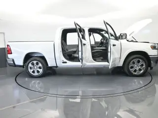 Ram 1500 2026 4x4 Big Horn 4dr Crew Cab 5.6 ft. SB Pickup