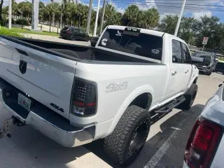Ram 2500 2018 4x4 Big Horn 4p Crew Cab 6.3 ft. SB Camioneta