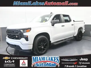 Chevrolet Silverado 1500 2024 4x2 Custom 4p Cabina de Tripulante 5.8 ft. SB