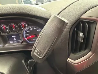 Chevrolet Silverado 1500 2024 4x2 Custom 4p Cabina de Tripulante 5.8 ft. SB