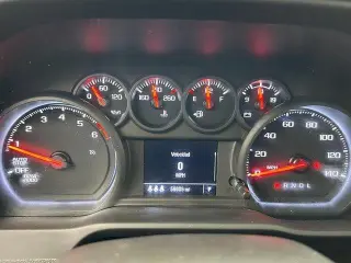 Chevrolet Silverado 1500 2024 4x2 Custom 4p Cabina de Tripulante 5.8 ft. SB