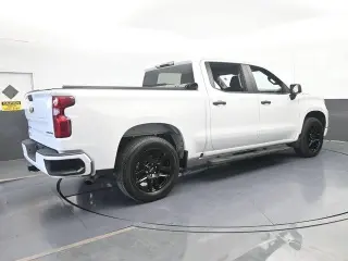 Chevrolet Silverado 1500 2024 4x2 Custom 4p Cabina de Tripulante 5.8 ft. SB