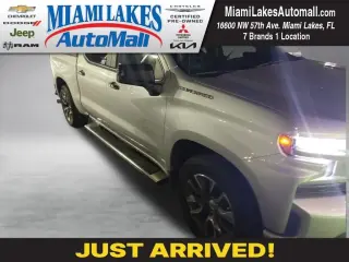 Chevrolet Silverado 1500 2020 4x2 RST 4p. Cabina Crew 5.8 pies. SB