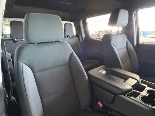 Chevrolet Silverado 1500 2020 4x2 RST 4p. Cabina Crew 5.8 pies. SB