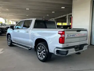 Chevrolet Silverado 1500 2020 4x2 RST 4p. Cabina Crew 5.8 pies. SB