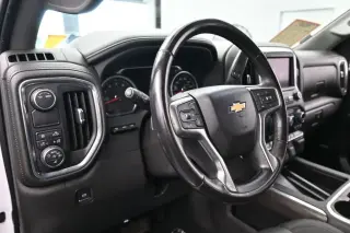 Chevrolet Silverado 1500 Limited 2022 4x2 LTZ 4p Cabina de Tripulante 5.8 pies de caja corta