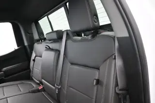 Chevrolet Silverado 1500 Limited 2022 4x2 LTZ 4p Cabina de Tripulante 5.8 pies de caja corta