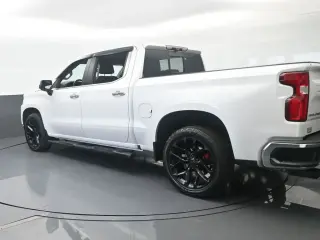 Chevrolet Silverado 1500 Limited 2022 4x2 LTZ 4p Cabina de Tripulante 5.8 pies de caja corta