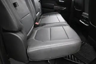 Chevrolet Silverado 1500 Limited 2022 4x2 LTZ 4p Cabina de Tripulante 5.8 pies de caja corta