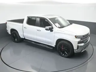 Chevrolet Silverado 1500 Limited 2022 4x2 LTZ 4p Cabina de Tripulante 5.8 pies de caja corta