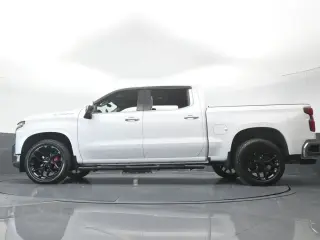 Chevrolet Silverado 1500 Limited 2022 4x2 LTZ 4p Cabina de Tripulante 5.8 pies de caja corta