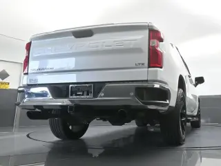 Chevrolet Silverado 1500 Limited 2022 4x2 LTZ 4p Cabina de Tripulante 5.8 pies de caja corta