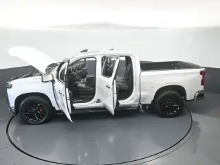 Chevrolet Silverado 1500 Limited 2022 4x2 LTZ 4p Cabina de Tripulante 5.8 pies de caja corta
