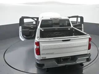 Chevrolet Silverado 1500 Limited 2022 4x2 LTZ 4p Cabina de Tripulante 5.8 pies de caja corta