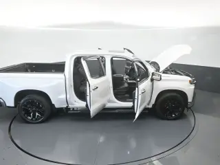 Chevrolet Silverado 1500 Limited 2022 4x2 LTZ 4p Cabina de Tripulante 5.8 pies de caja corta