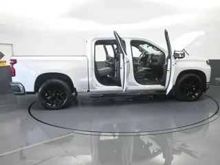 Chevrolet Silverado 1500 Limited 2022 4x2 LTZ 4p Cabina de Tripulante 5.8 pies de caja corta