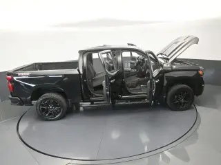 Chevrolet Silverado 1500 2024 4x4 Custom Trail Boss 4dr Crew Cab 5.8 ft. SB