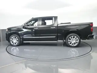 Chevrolet Silverado 1500 2023 4x4 High Country 4dr Crew Cab 5,8 ft. SB