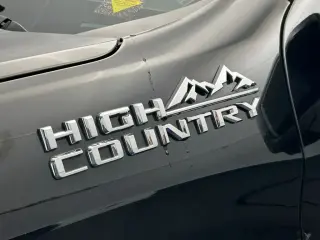 Chevrolet Silverado 1500 2023 4x4 High Country 4dr Crew Cab 5,8 ft. SB