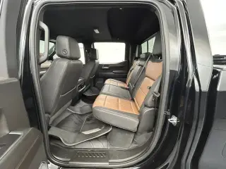 Chevrolet Silverado 1500 2023 4x4 High Country 4dr Crew Cab 5,8 ft. SB