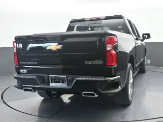 Chevrolet Silverado 1500 2023 4x4 High Country 4dr Crew Cab 5,8 ft. SB