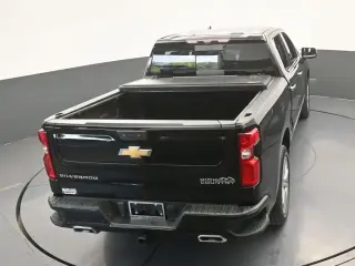 Chevrolet Silverado 1500 2023 4x4 High Country 4dr Crew Cab 5,8 ft. SB