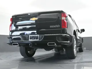Chevrolet Silverado 1500 2023 4x4 High Country 4dr Crew Cab 5,8 ft. SB